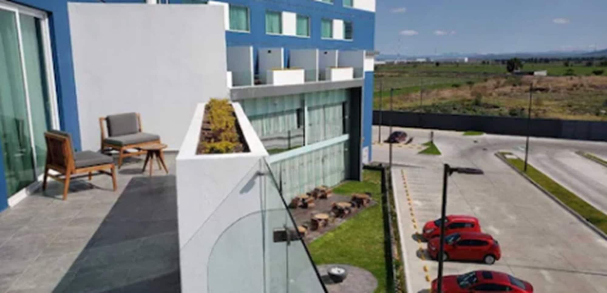 Hilton Garden Inn Salamanca Bagian luar foto