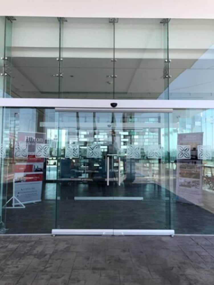 Hilton Garden Inn Salamanca Bagian luar foto