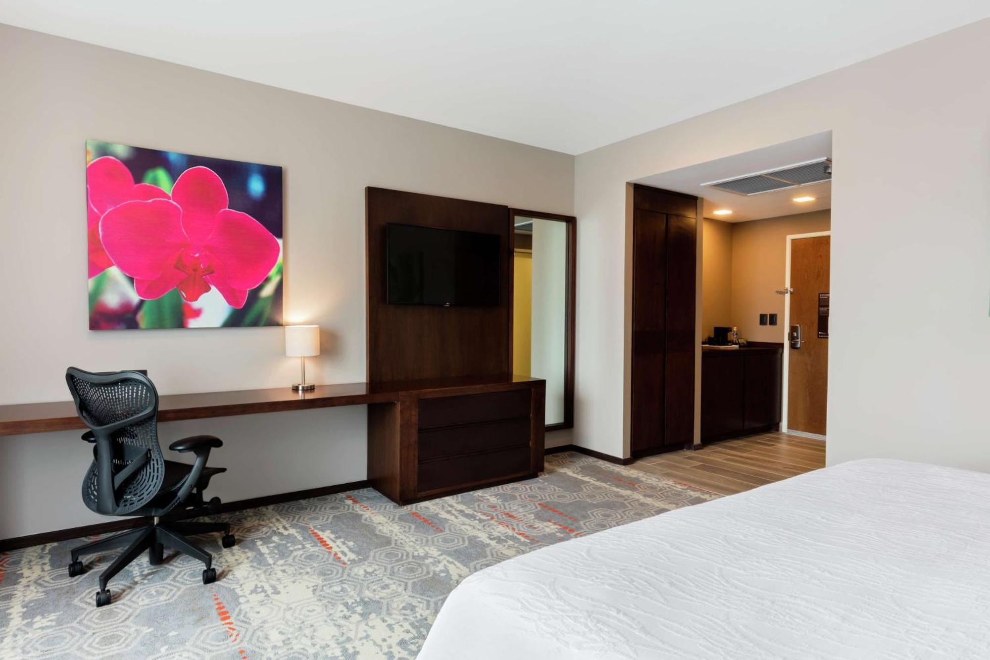 Hilton Garden Inn Salamanca Bagian luar foto