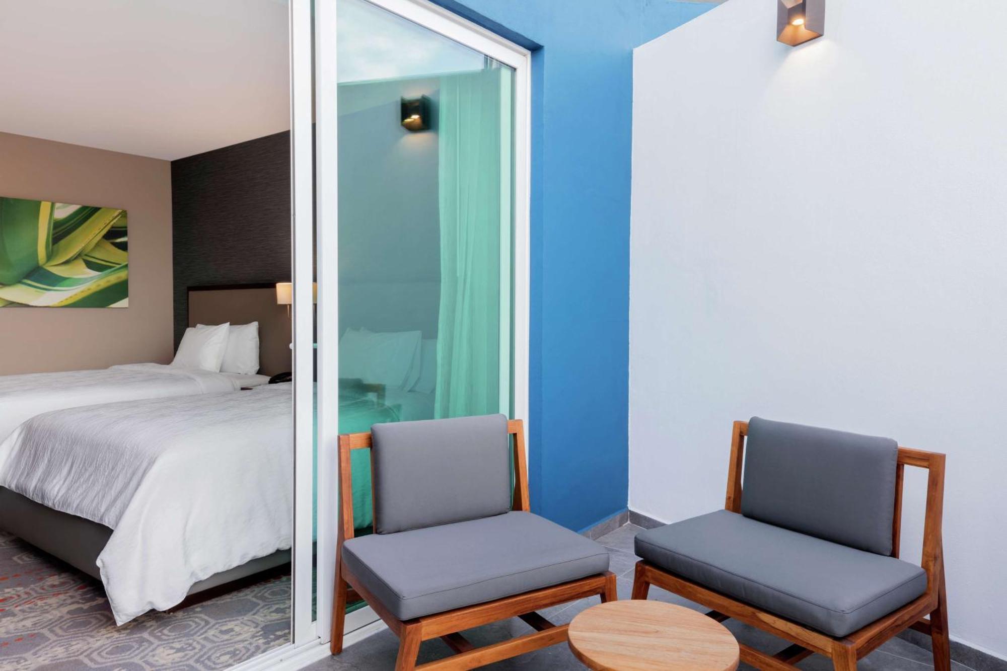 Hilton Garden Inn Salamanca Bagian luar foto