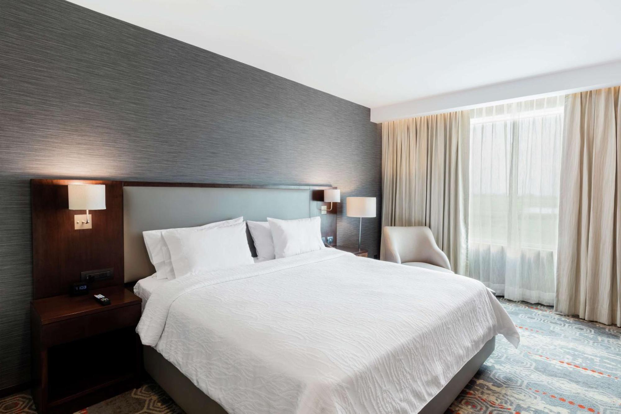 Hilton Garden Inn Salamanca Bagian luar foto