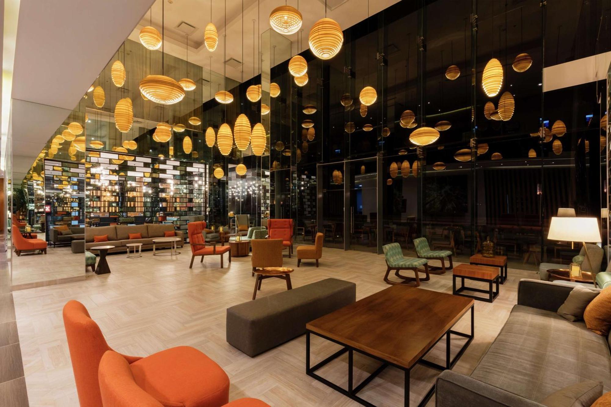 Hilton Garden Inn Salamanca Bagian luar foto