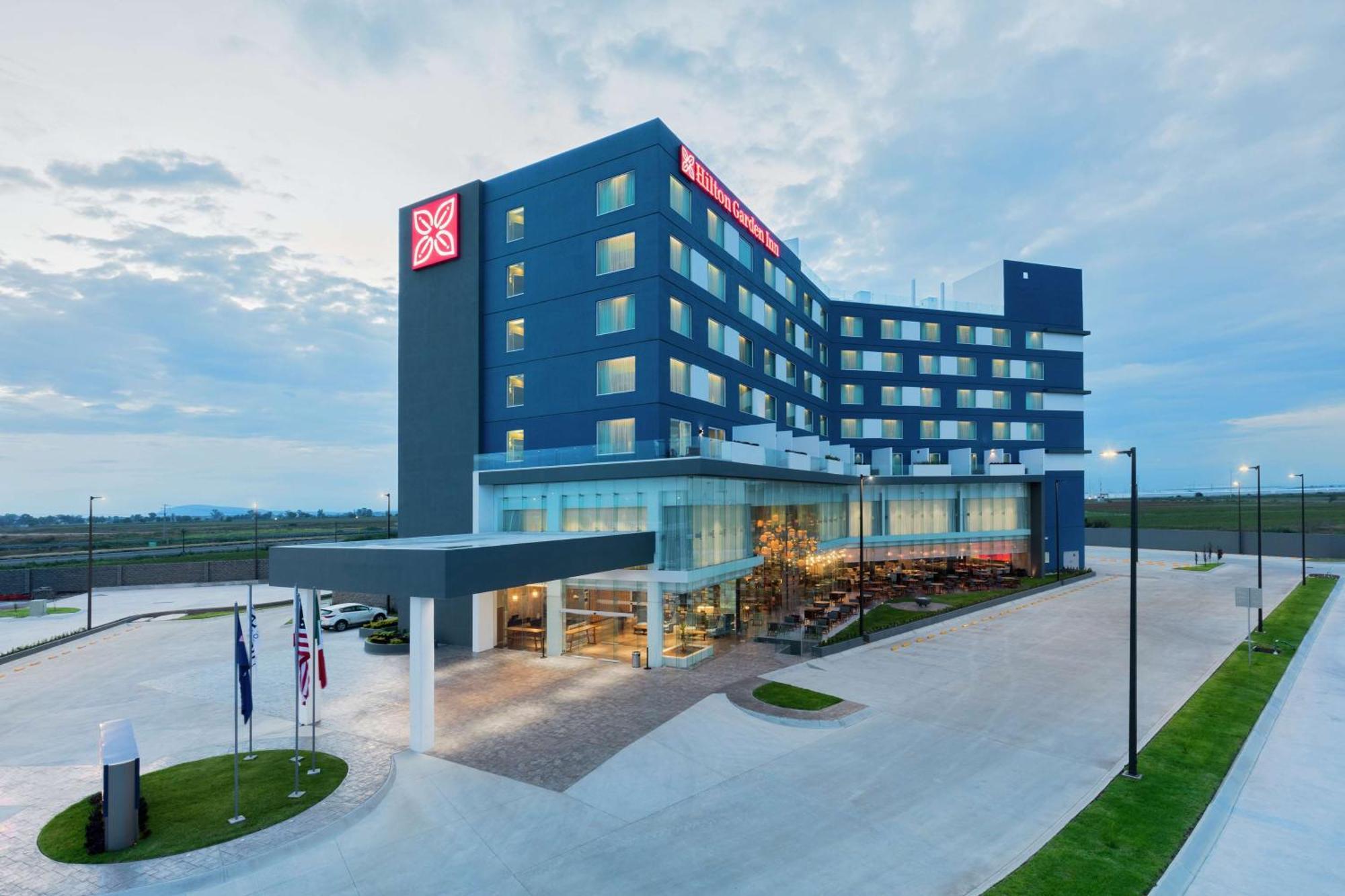 Hilton Garden Inn Salamanca Bagian luar foto